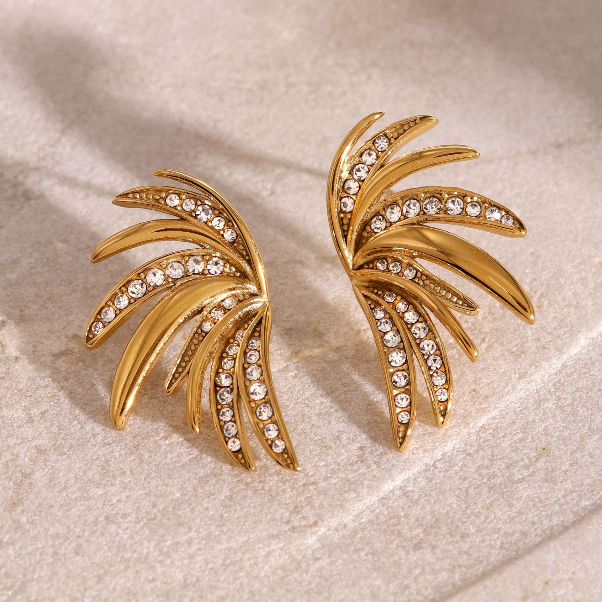 1 Pair Simple Style Wing Shape Stainless Steel 18K Gold Plated Inlay Rhinestones Women's Stud Earrings h5 